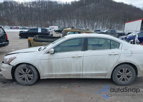 2011 Honda Accord 2.4 Lx-P from USA, damaged, VIN 1HGCP2F43BA147510